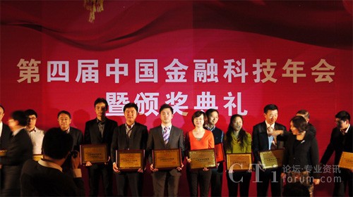 Ӣ��Ӎ�Ƽ��ڱ����C�����ϲ�@����(y��u)���Q����������