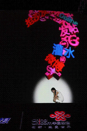 �ڽ���5�µ�һ����ý�w�������Ї�(li��n)ͨչʾ����ӡ��֡��W(w��ng)���������оͰ�����΢��